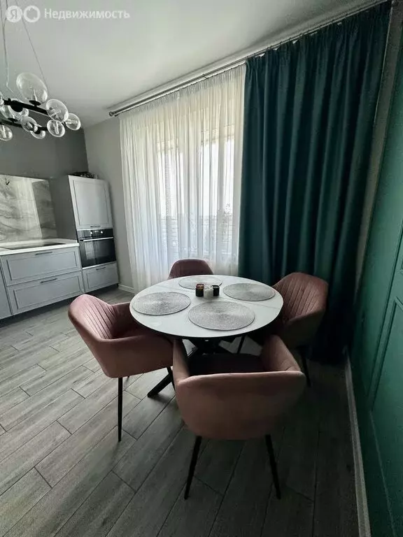 2-комнатная квартира: Воронеж, улица Антонова-Овсеенко, 35Э (69.3 м) - Фото 1