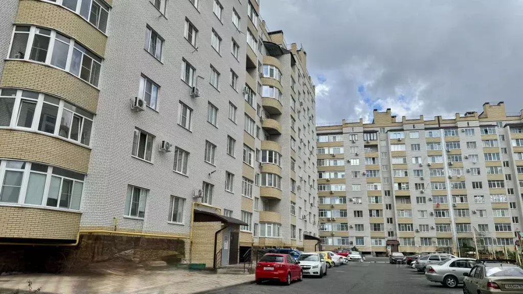 2-к кв. Ростовская область, Таганрог ул. Чехова, 375 (66.0 м) - Фото 0