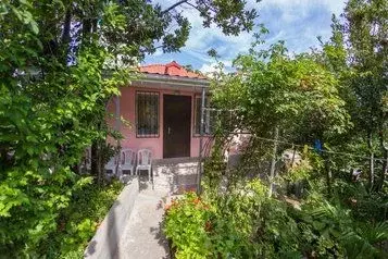Дом в Крым, Алушта ул. Артиллерийская, 17 (80 м) - Фото 1