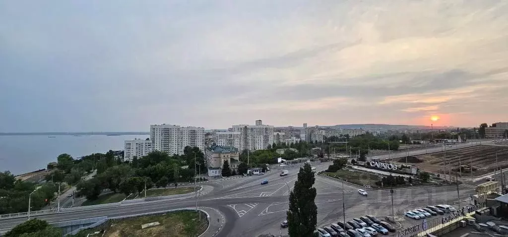 1-к кв. Саратовская область, Саратов Славянская пл., 2 (88.0 м) - Фото 1