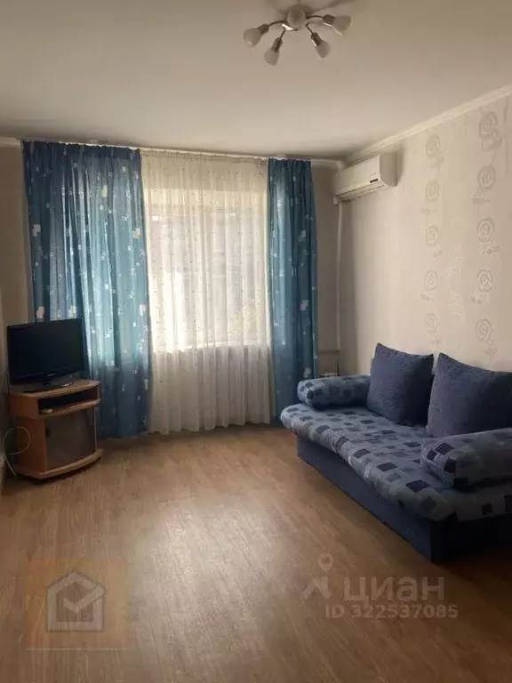 2-к кв. Крым, Евпатория проезд Советский, 1 (40.3 м) - Фото 2