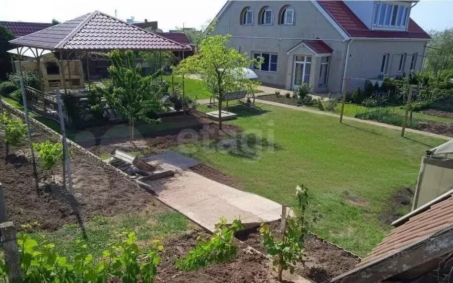 Дом в Краснодарский край, Темрюкский район, Голубицкое с/пос, ... - Фото 1