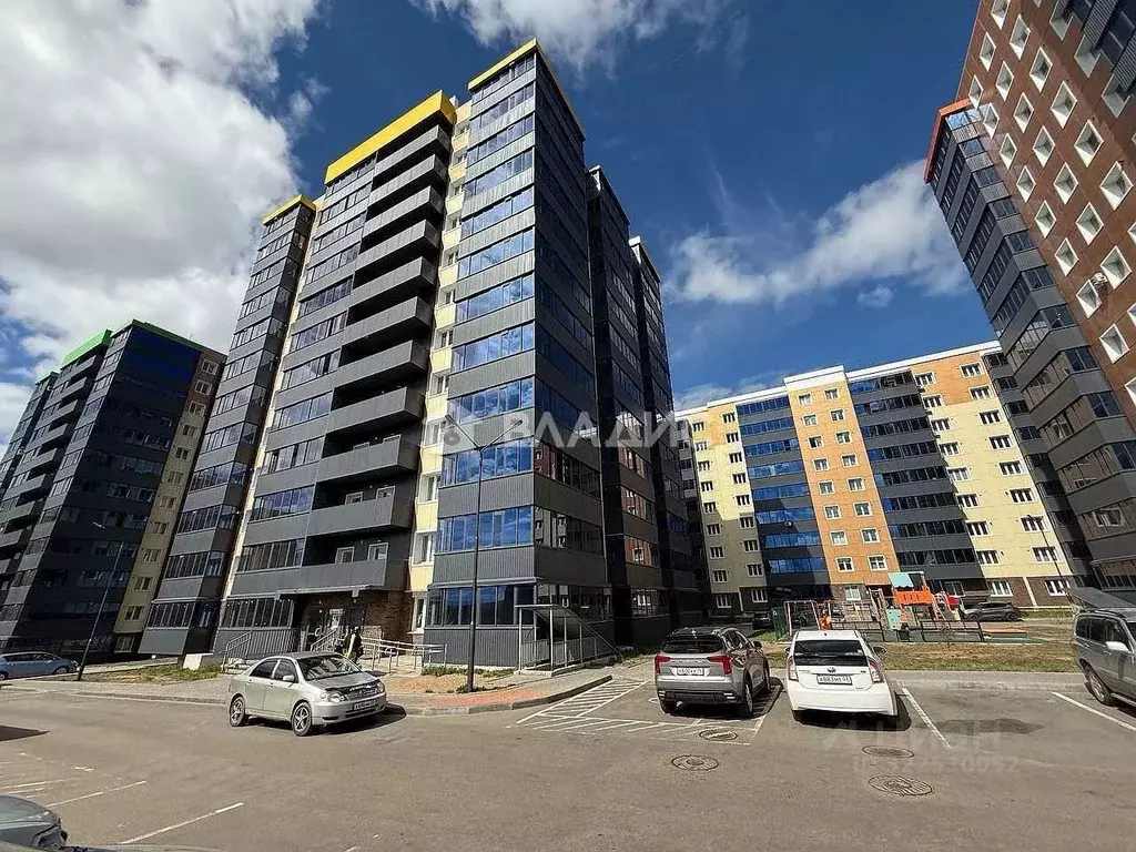 2-к кв. Бурятия, Улан-Удэ 110-й мкр, 13 (59.7 м) - Фото 0