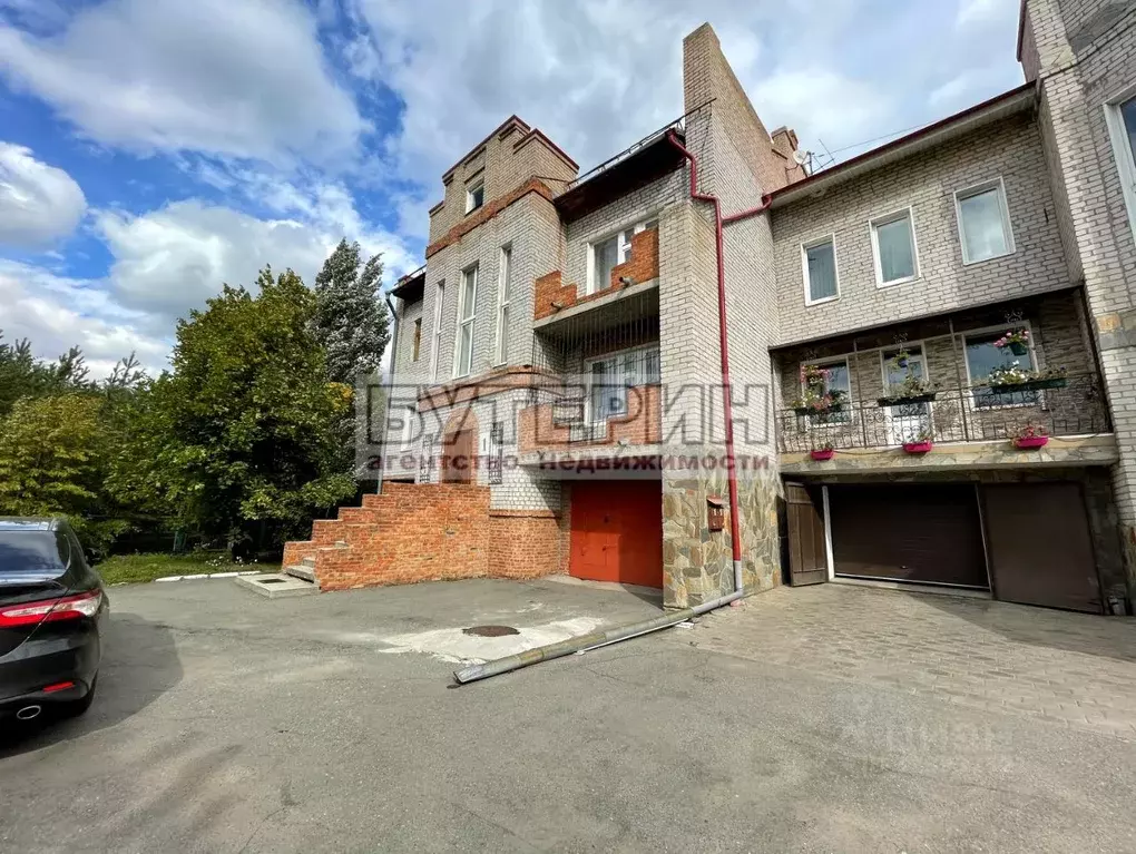 Коттедж в Омская область, Омск ул. Суворова, 88/1 (433 м) - Фото 1