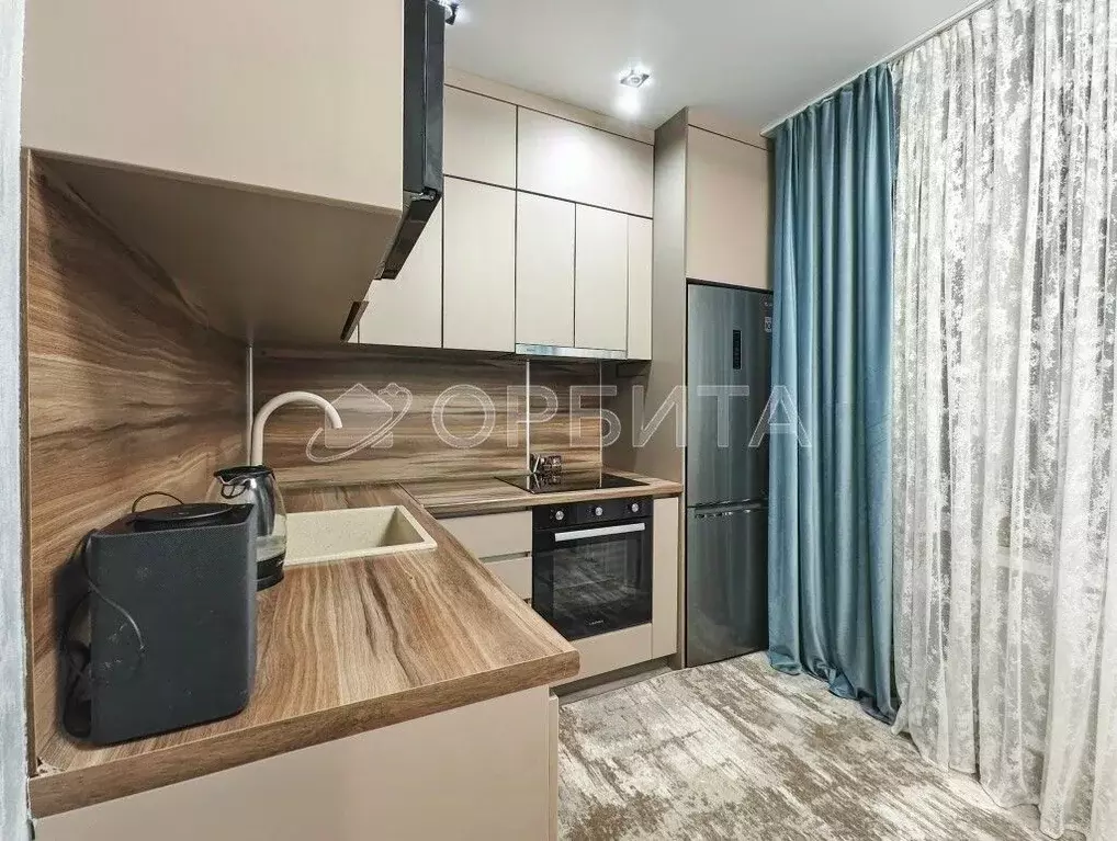 1-к кв. Тюменская область, Тюмень ул. Тимофея Чаркова, 69к3 (28.1 м) - Фото 2