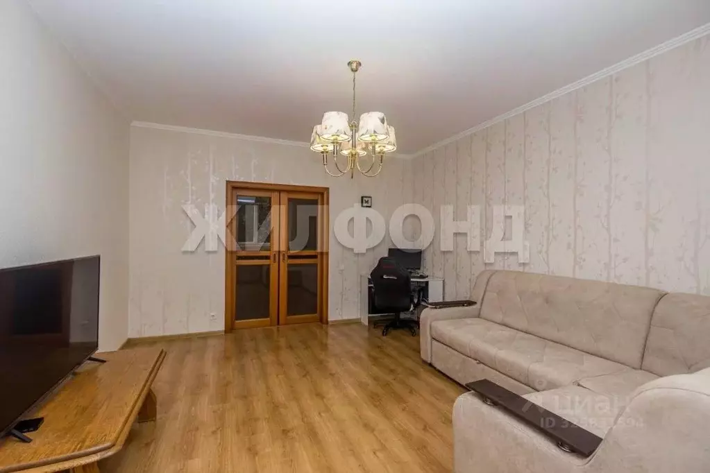 2-к кв. Алтайский край, Барнаул ул. Антона Петрова, 247А (63.4 м) - Фото 1