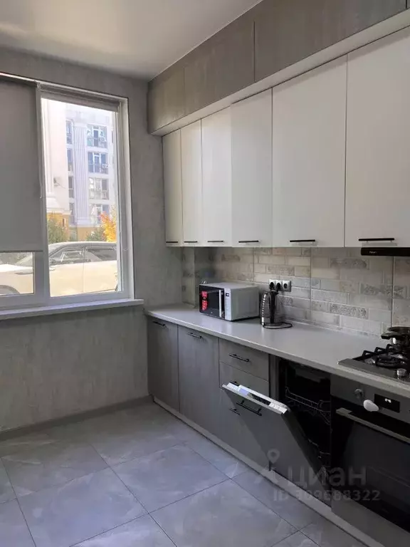 2-к кв. Севастополь ул. Челнокова, 17к1 (65.0 м) - Фото 1