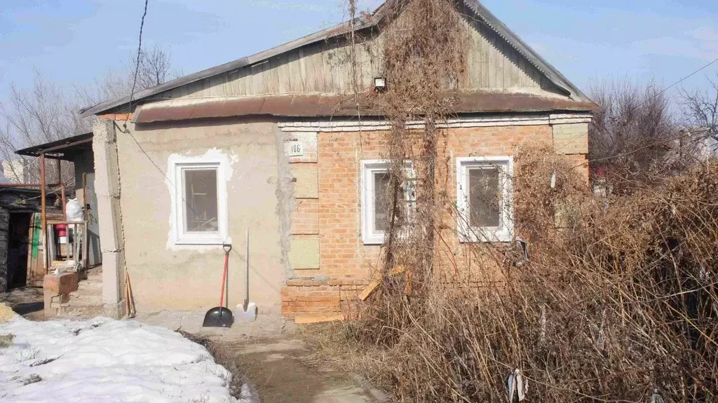 Дом в Саратовская область, Энгельс Полиграфическая ул., 106 (54 м) - Фото 1