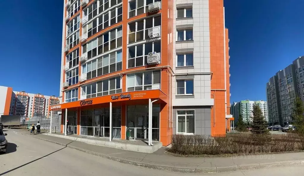 Помещение свободного назначения в Татарстан, Казань ул. Азата ... - Фото 0