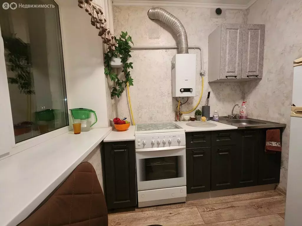 3-комнатная квартира: Великие Луки, улица Тимирязева, 17 (50.1 м) - Фото 1