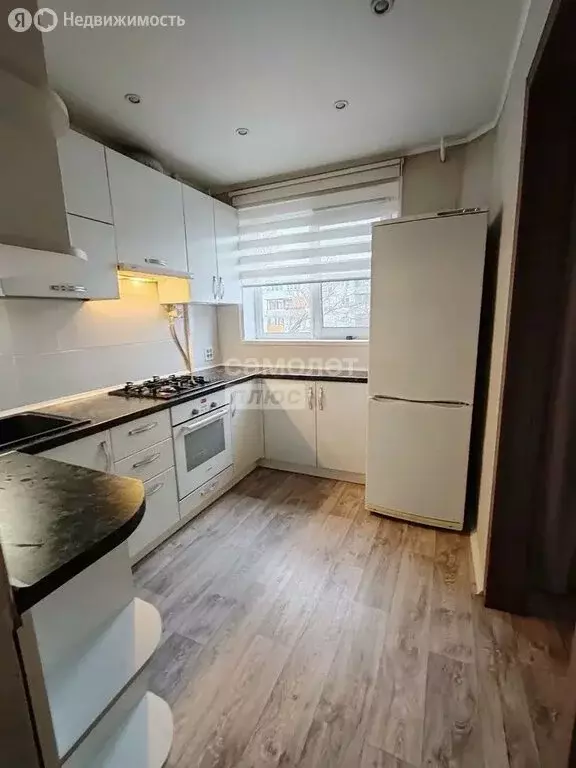 3-комнатная квартира: Миасс, проспект Макеева, 53 (63.4 м) - Фото 1