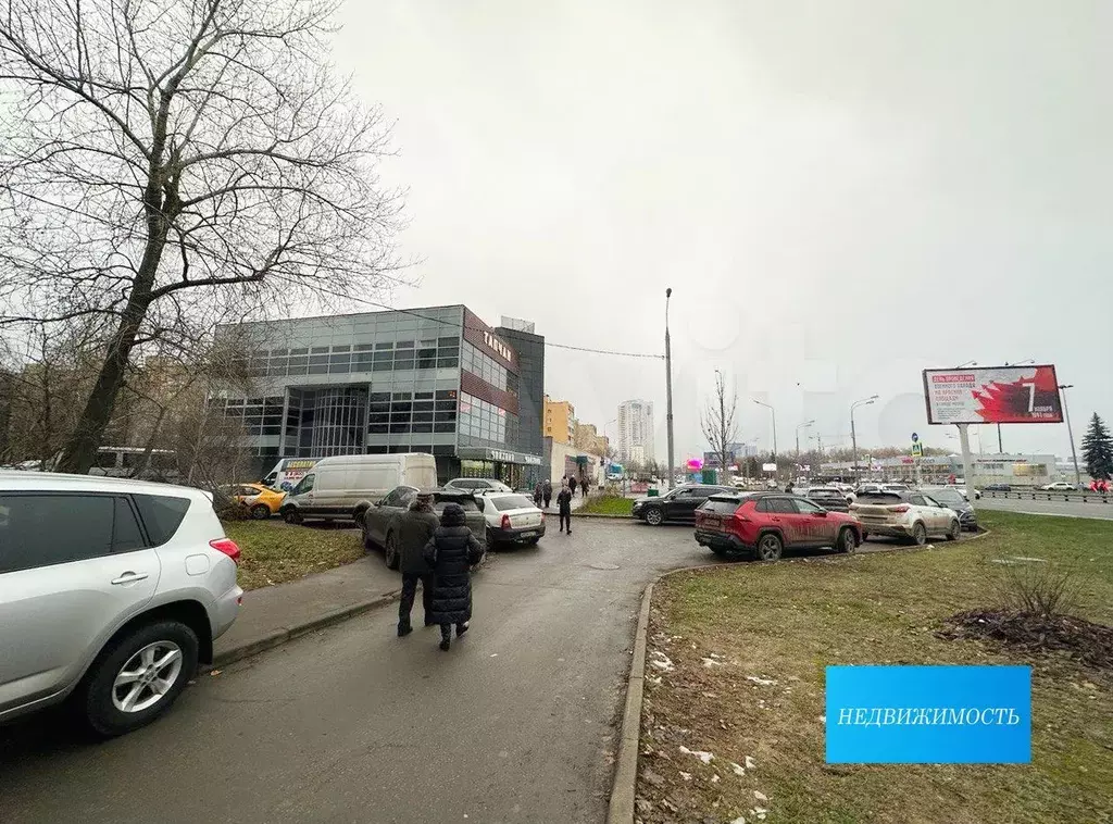 Помещение в ТЦ 415 м, удачная локация - Фото 1