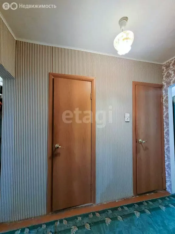 3-комнатная квартира: Миасс, проспект Октября, 74 (68 м) - Фото 2