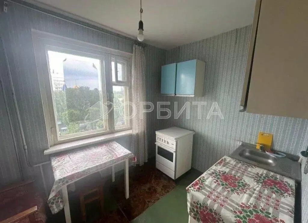 1-к кв. Тюменская область, Тюмень ул. 50 лет Октября, 46 (34.0 м) - Фото 1