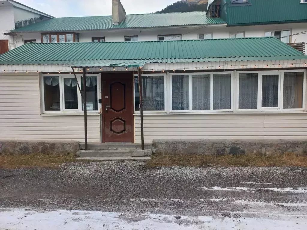 Дом в Кабардино-Балкария, Эльбрусский район, с. Терскол 6 (30 м) - Фото 1