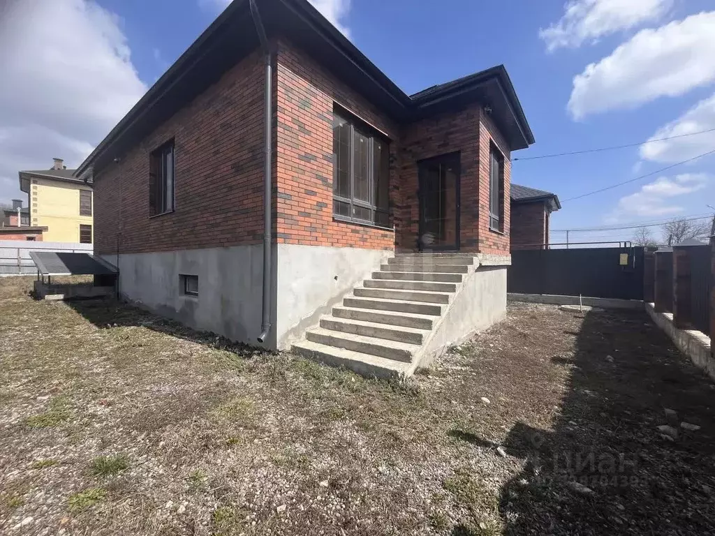 Дом в Ставропольский край, Ессентуки Пригородная ул. (217 м) - Фото 1