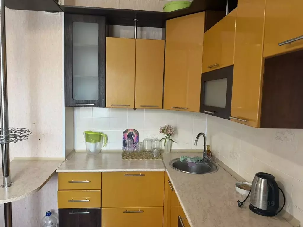 1-к кв. Курская область, Курск просп. Вячеслава Клыкова, 85 (37.0 м) - Фото 1