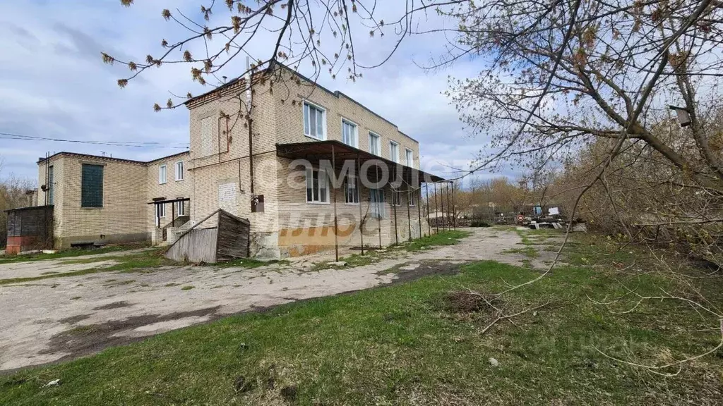 1-к кв. Пензенская область, Кузнецк Индустриальная ул., 3 (92.6 м) - Фото 1