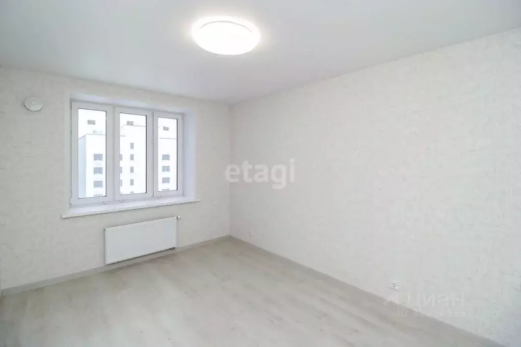 1-к кв. Тюменская область, Тюмень ул. Республики, 204к10 (41.0 м) - Фото 0
