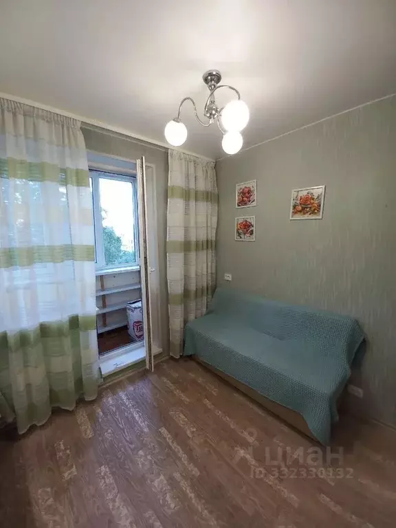 2-к кв. Псковская область, Псков ул. Кузбасской Дивизии, 40 (52.7 м) - Фото 2