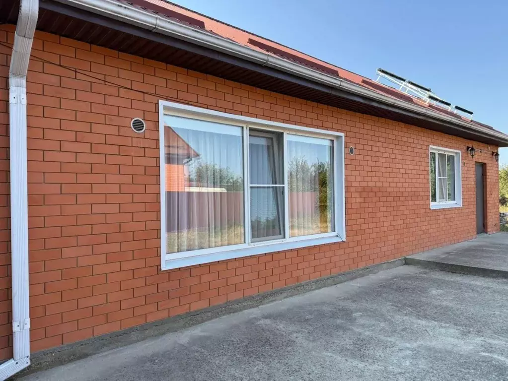 Дом в Краснодарский край, Курганинск ул. Очеретного, 27 (55 м) - Фото 1