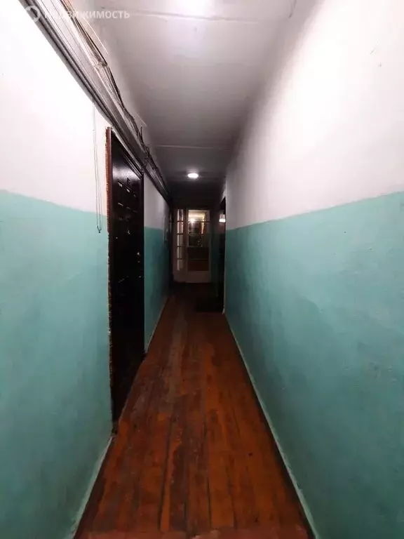 2-комнатная квартира: Верхняя Салда, улица Карла Либкнехта, 18 (23.6 ... - Фото 1