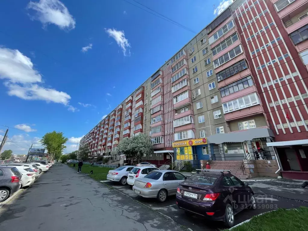 1-к кв. Челябинская область, Челябинск ул. Братьев Кашириных, 97 (40.2 ... - Фото 1