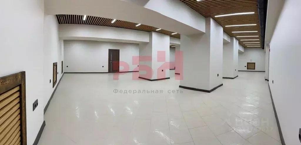 Помещение свободного назначения в Тюменская область, Тюмень ул. ... - Фото 1