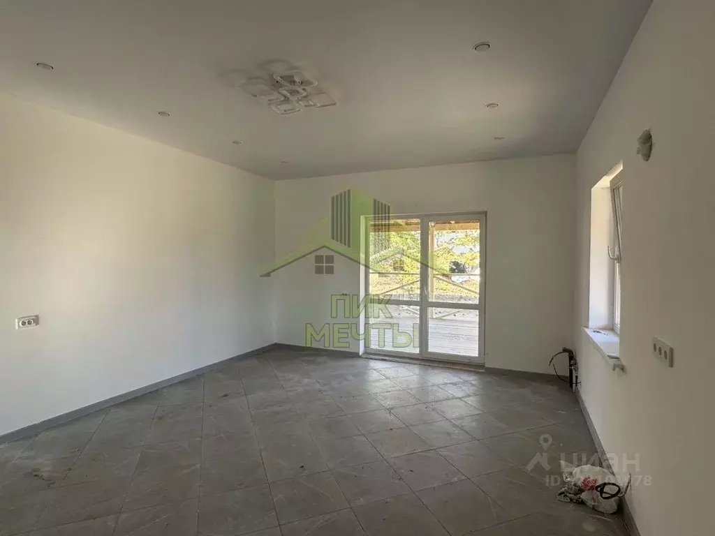 Дом в Бурятия, Тарбагатайский район, Саянтуйское с/пос, с. Нижний ... - Фото 1