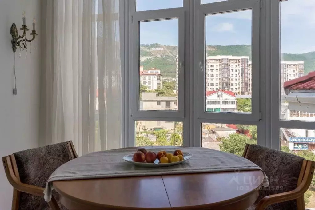 1-к кв. Краснодарский край, Геленджик ул. Мира, 44лит1 (54.0 м) - Фото 2