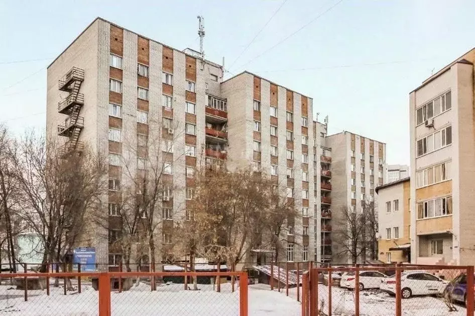 Комната Тюменская область, Тюмень Харьковская ул., 1 (13.0 м) - Фото 1