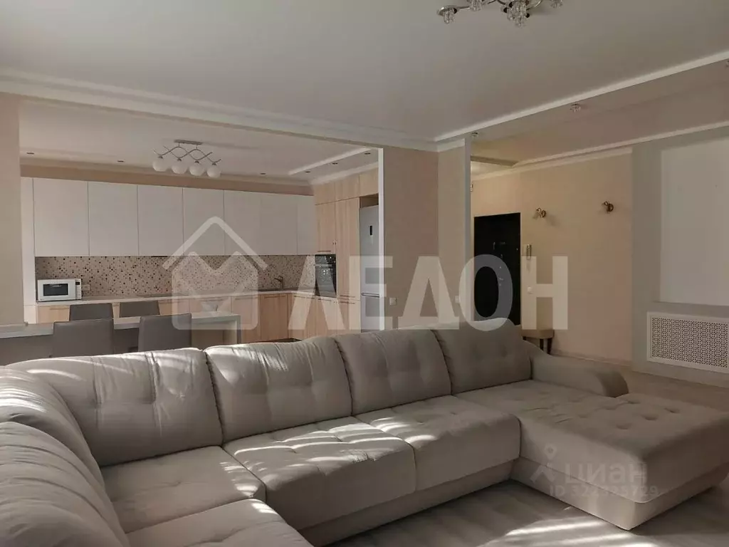 3-к кв. Омская область, Омск ул. Перелета, 34 (106.5 м) - Фото 0