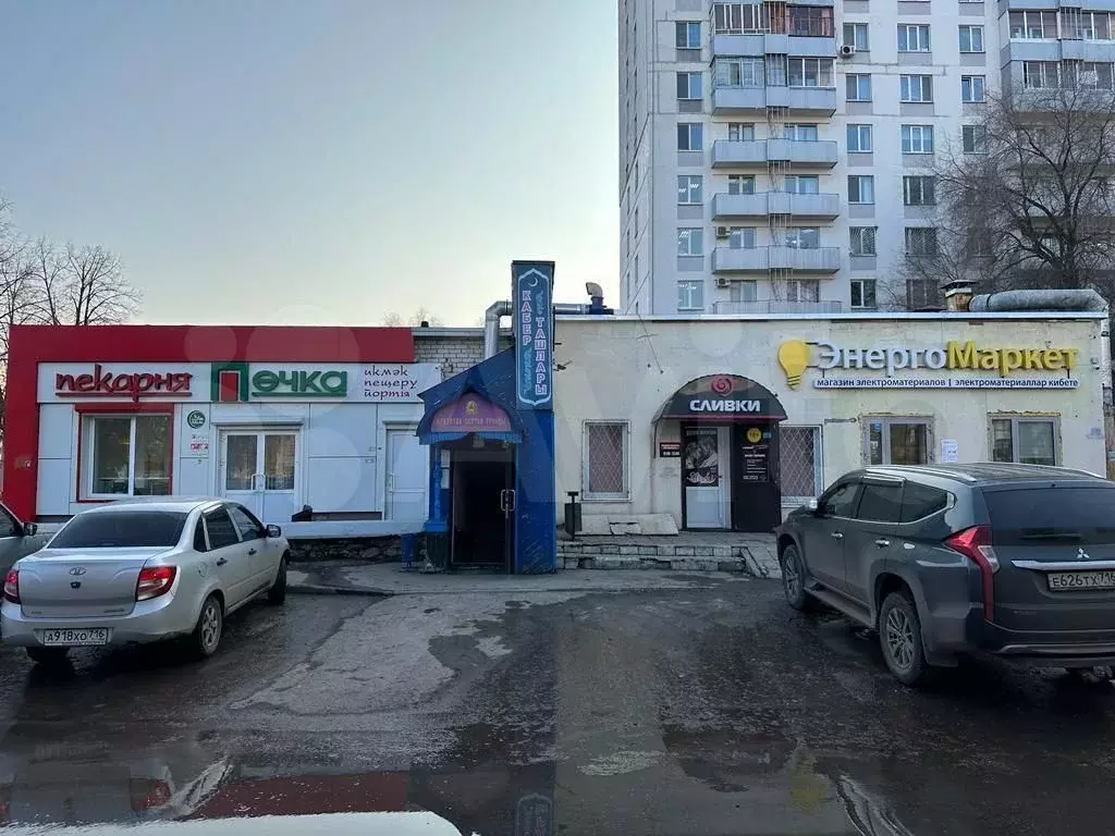 Продам нежилое коммерческое помещение на цокольном этаже 200 м - Фото 1