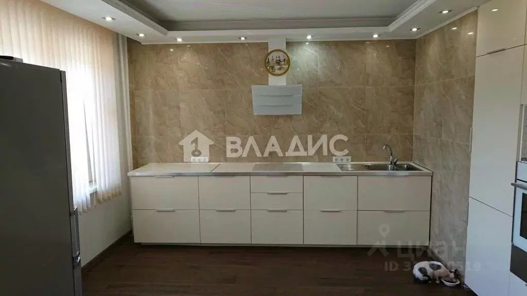 3-к кв. Владимирская область, Владимир ул. Нижняя Дуброва, 1 (81.0 м) - Фото 0