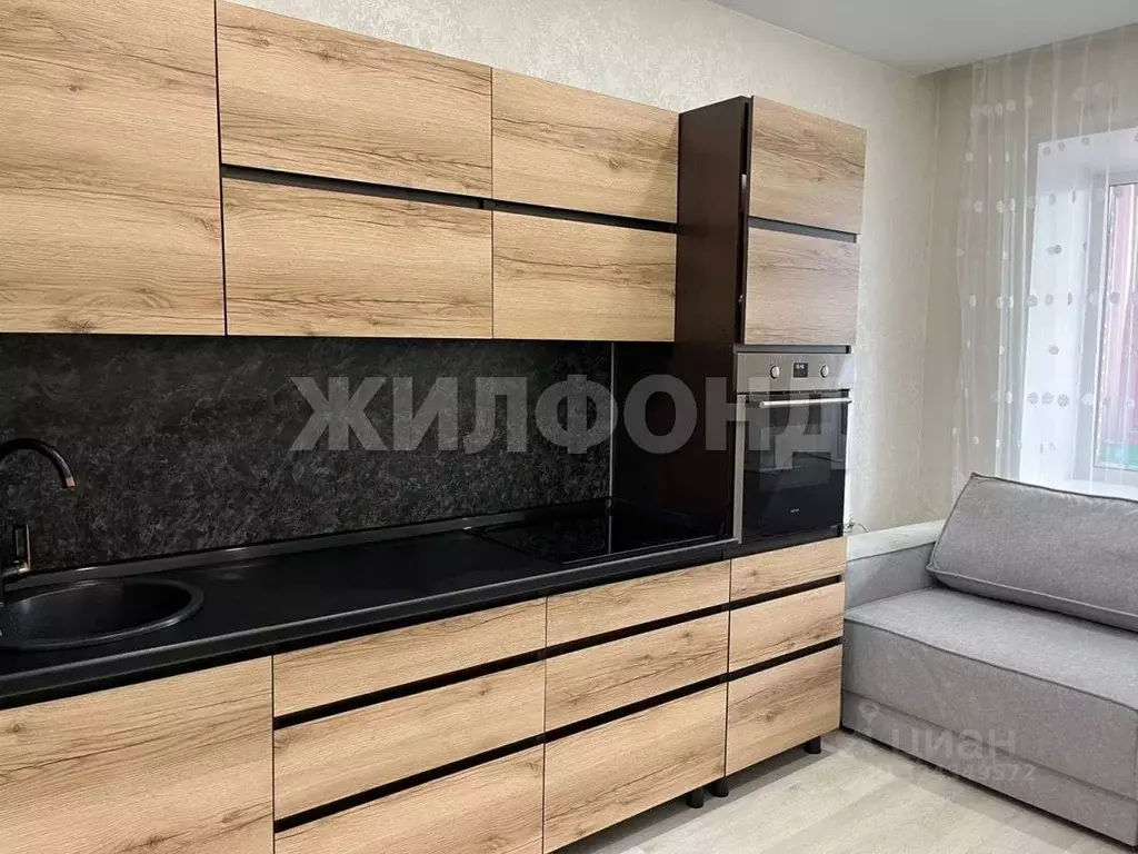 1-к кв. Хакасия, Абакан ул. Генерала Тихонова, 6 (37.5 м) - Фото 2