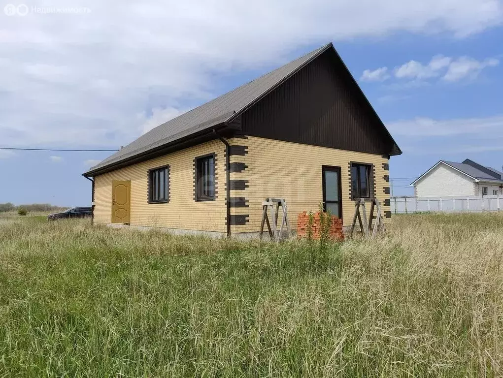 Дом в станица Калининская, Заречная улица (108.8 м) - Фото 1