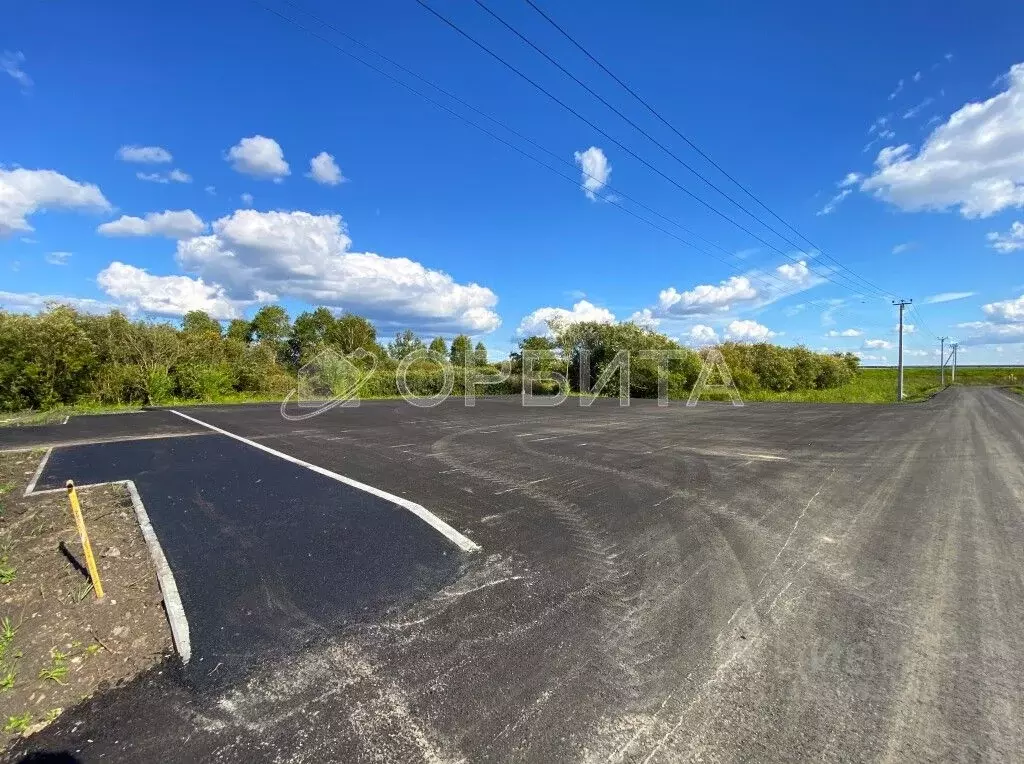 Участок в Тюменская область, Тюменский район, д. Малиновка ул. ... - Фото 1