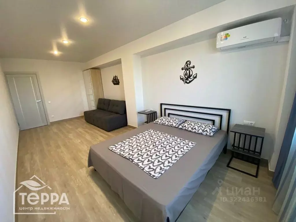 3-к кв. Крым, Евпатория ул. Кирова, 13 (90.0 м) - Фото 0