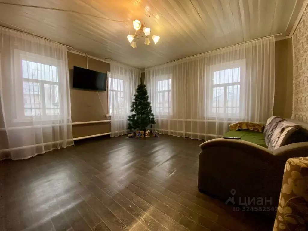 Дом в Волгоградская область, Фролово Фроловская ул. (82 м) - Фото 1