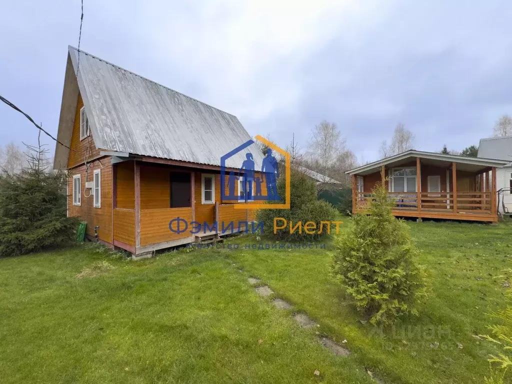 Дом в Калужская область, Жуковский муниципальный округ, Тарутино ... - Фото 1