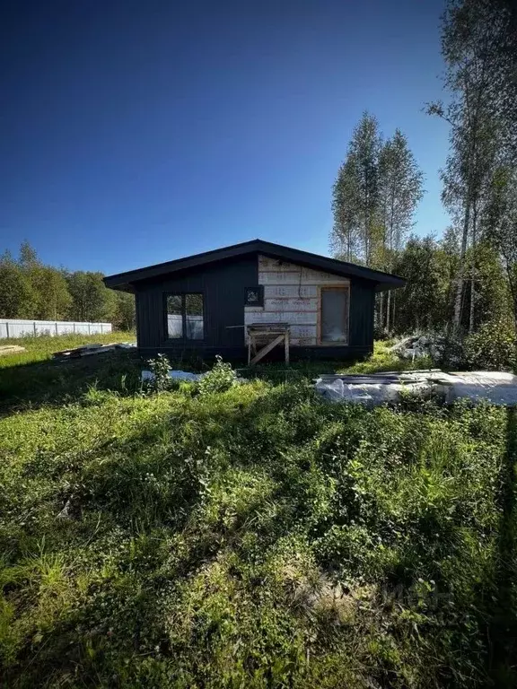 дом в новгородская область, маловишерское городское поселение, д. . - Фото 0