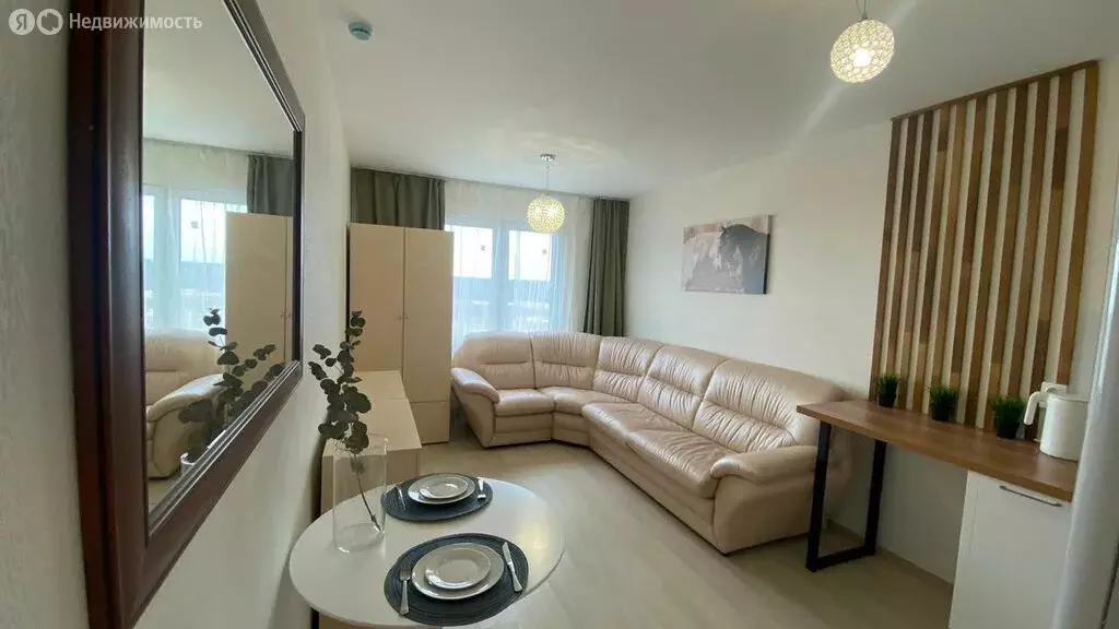Квартира-студия: Екатеринбург, Латвийская улица, 58 (21.9 м) - Фото 1