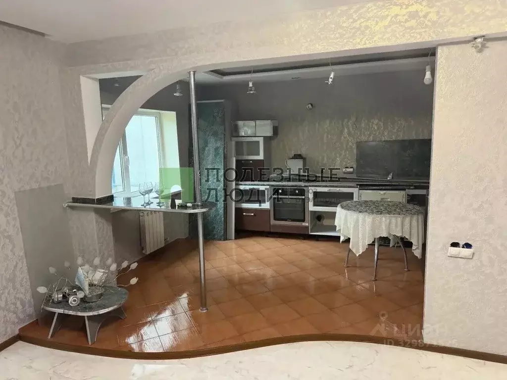 3-к кв. Курганская область, Курган Заозерный жилрайон, 6-й мкр, 17 ... - Фото 1