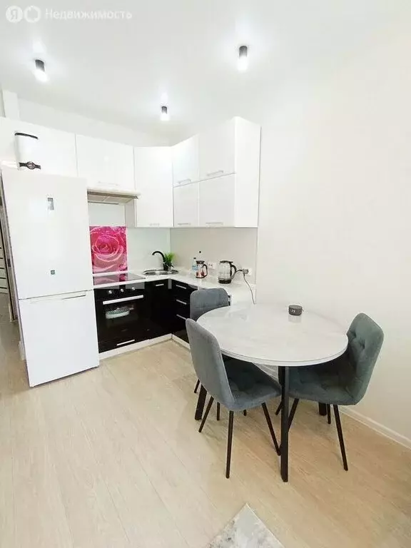 2-комнатная квартира: Барнаул, улица Юрина, 180Д (43.9 м) - Фото 1