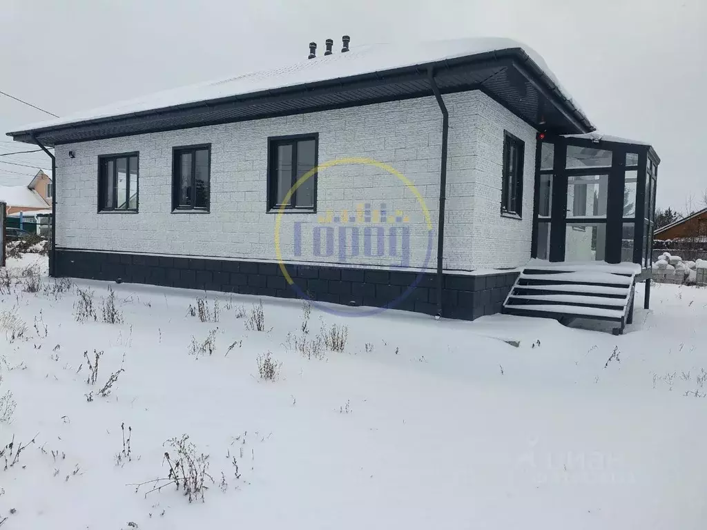 Дом в Челябинская область, Копейск ул. Стасова (106 м) - Фото 1