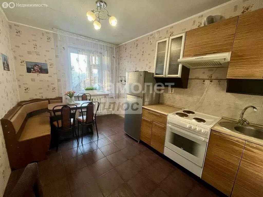 1-комнатная квартира: Киров, Нововятский район, улица Орджоникидзе, 10 ... - Фото 1