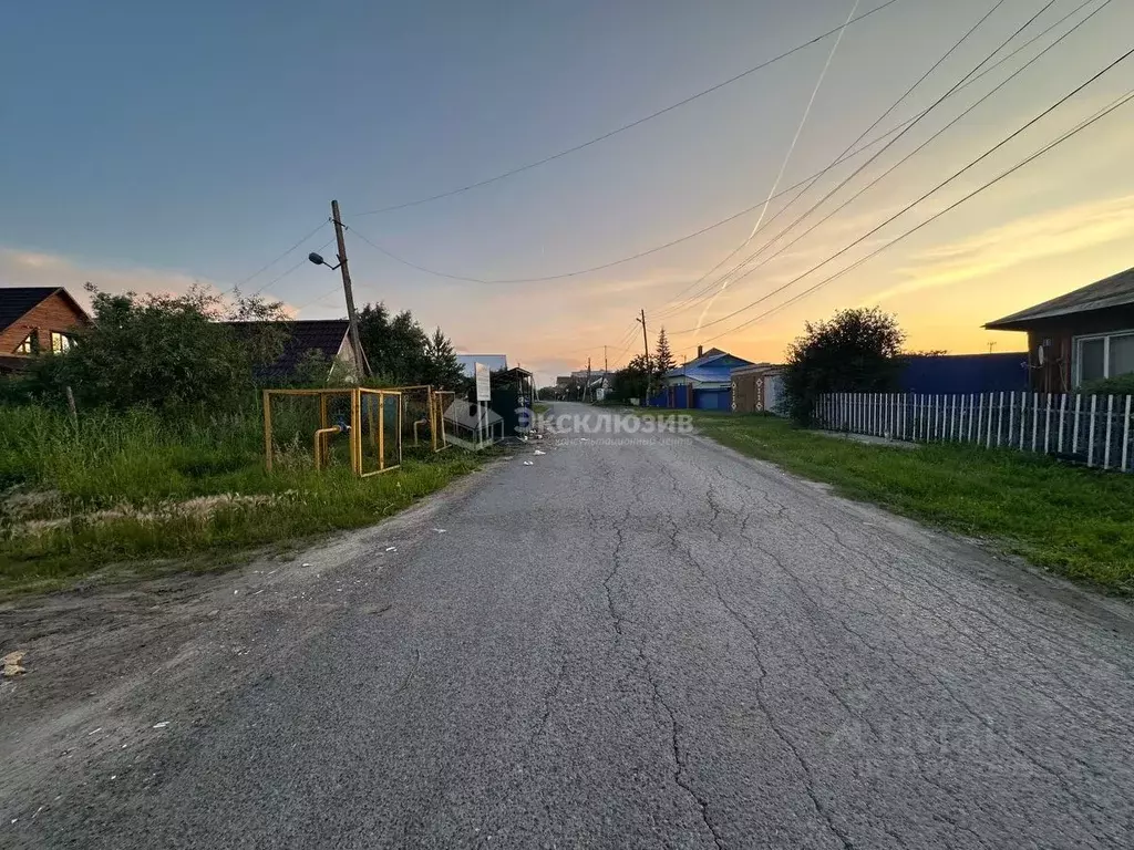 Участок в Тюменская область, Тюмень Матмасы мкр, ул. Кубасова (10.0 ... - Фото 0