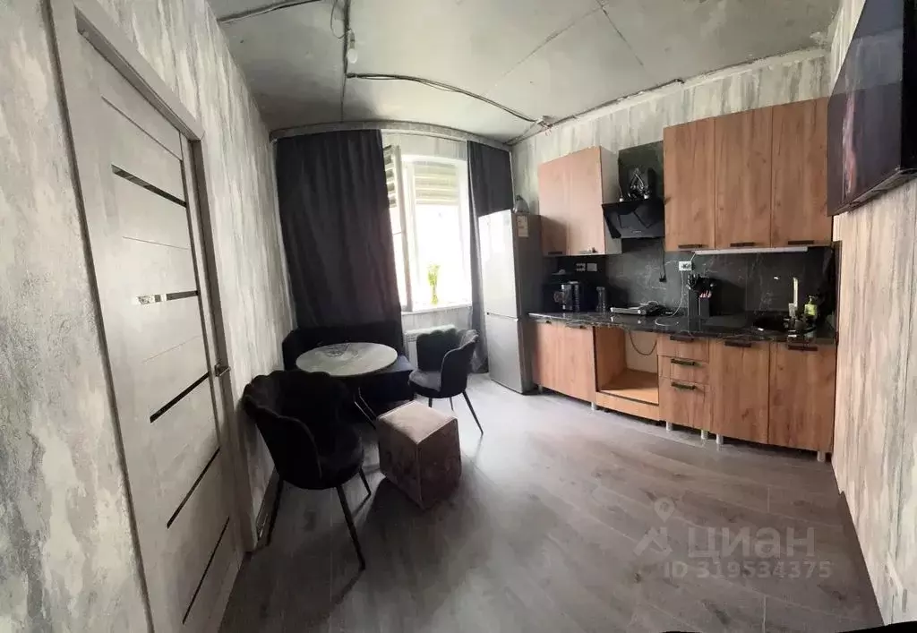 2-к кв. Приморский край, Владивосток ул. Североморская, 2 (40.0 м) - Фото 0