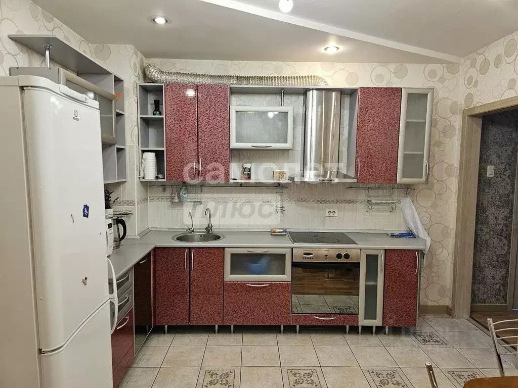 2-к кв. Челябинская область, Челябинск ул. Косарева, 63 (68.0 м) - Фото 1