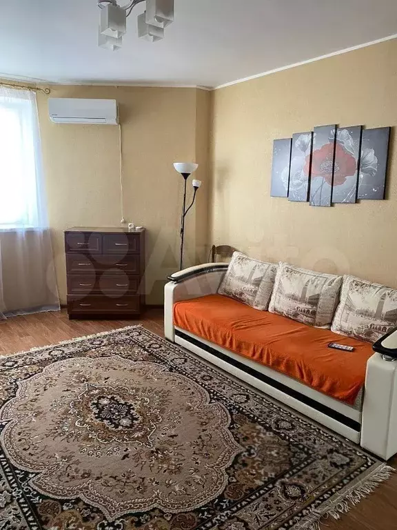 1-к. квартира, 40 м, 14/19 эт. - Фото 1